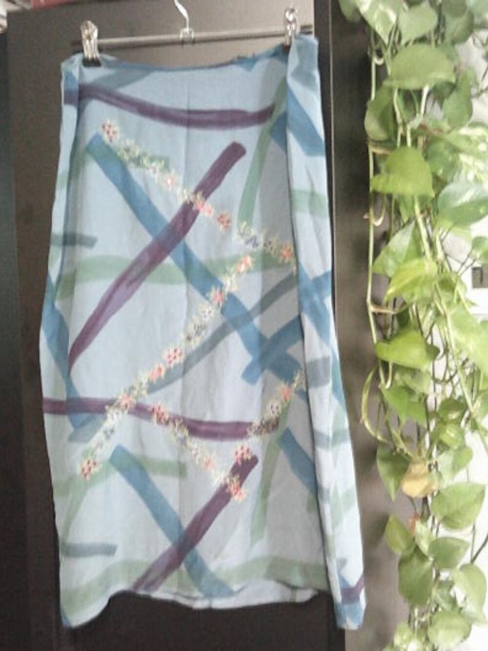 Silk BCBG Skirt - artsy